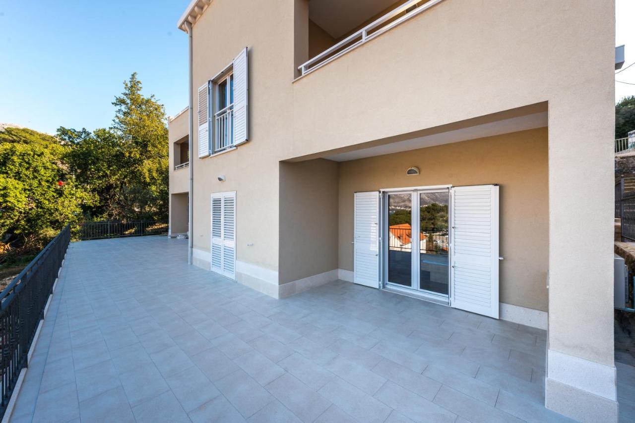 קאבטאט Apartments Rilovic, City And Sea View Apartments מראה חיצוני תמונה