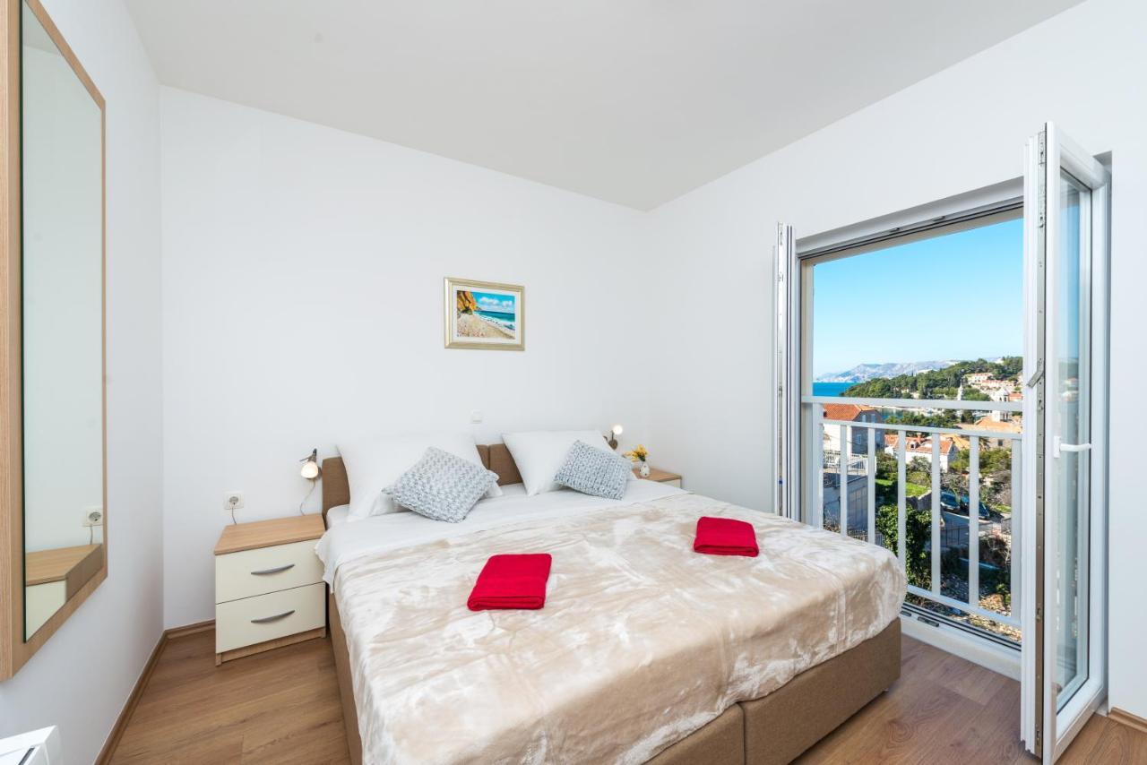 קאבטאט Apartments Rilovic, City And Sea View Apartments מראה חיצוני תמונה